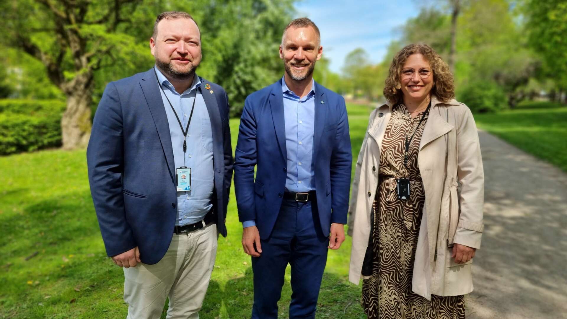 Civilminister Erik Slottner (KD) besökte under onsdagen Kristinehamn och träffade där bland andra Samuel Carlén (S) och Karin Ardefelt (S).