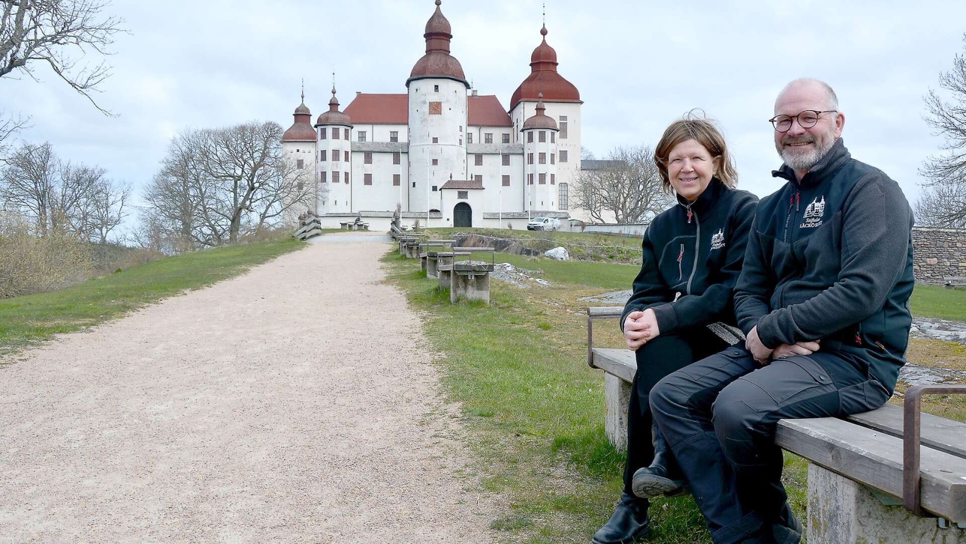 Christina Andersson och Jan-Erik Andersson är verksamhetsledare hos Stiftelsen Läckö slott. Nu hoppas de att årets turistsäsong ska locka många besökare till området.