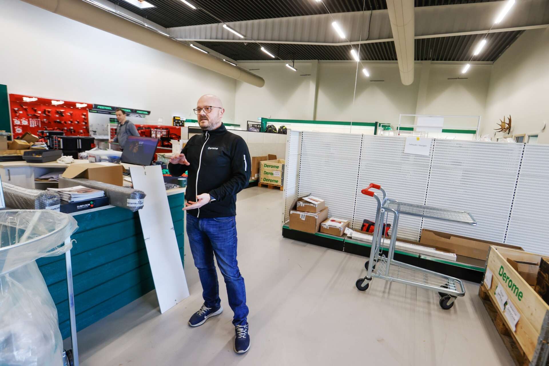 Johan Larsson är platschef för den nya butiken på 10 000 kvadratmeter på Lamberget i Karlstad.