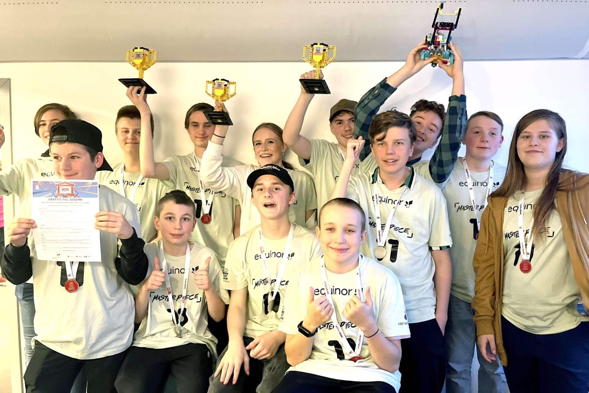 Bricklayers från Sannerudsskolan i värmländska Kil tog sig också till den skandinaviska finalen.