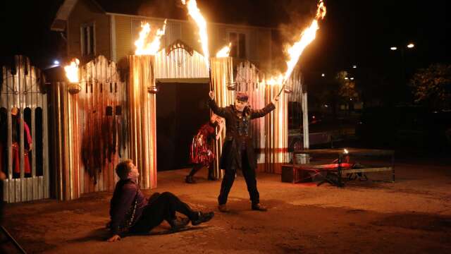 Det var en gedigen eldshow i Teater Mimulus uppsättning av ”Carmen”.