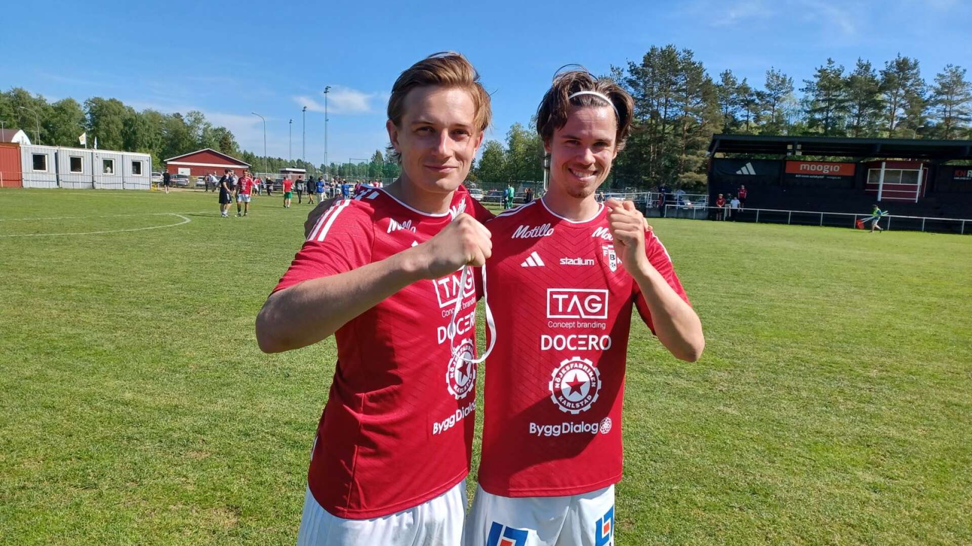 Adrian Johansson och Claes Nyman blev matchvinnare för FBK Karlstad i derbyt mot Nordvärmland. 