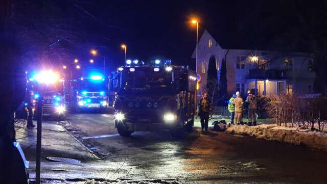 Räddningstjänsten på plats vid branden i Säffle.