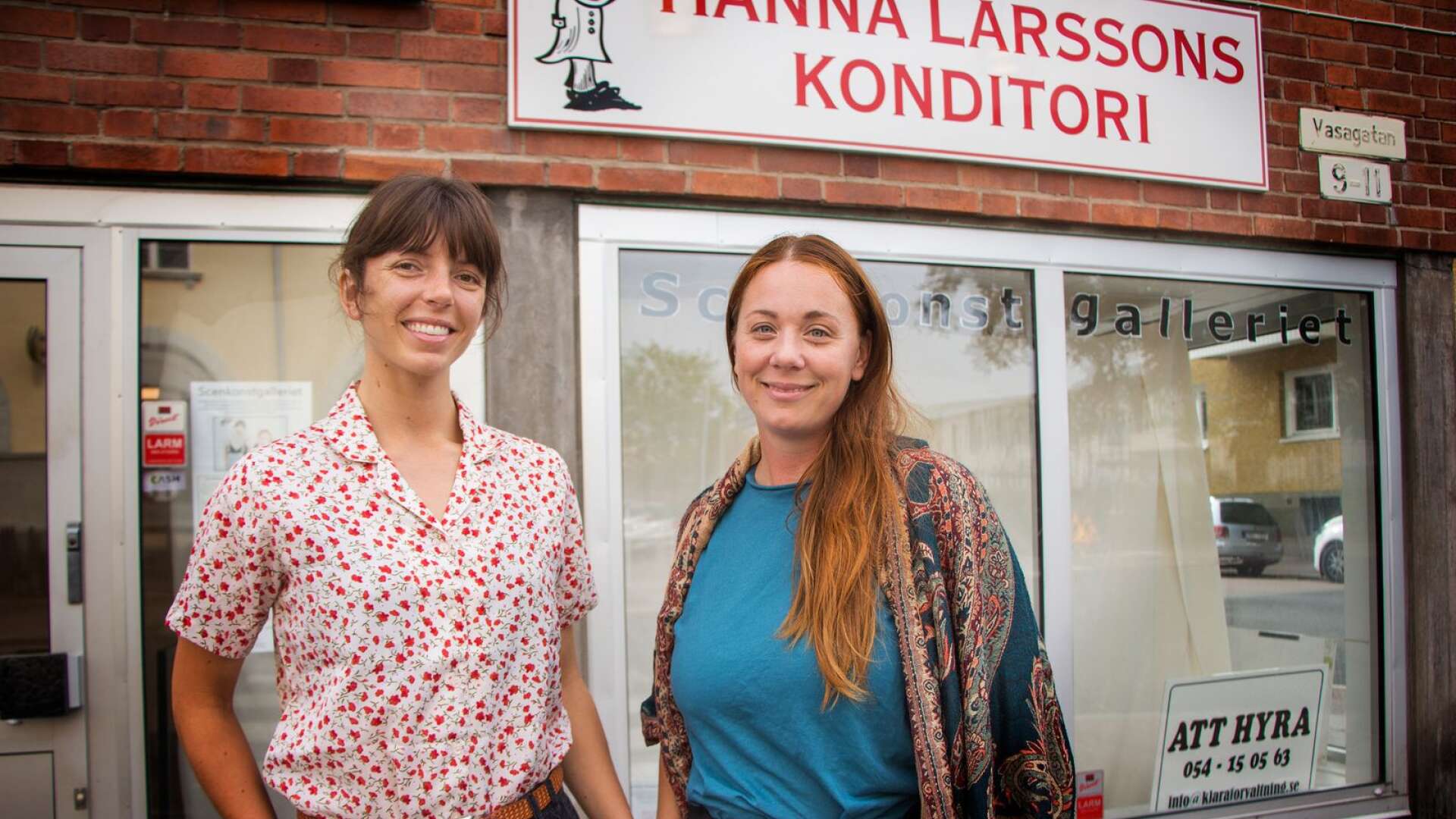 Linn Eriksson och Isabelle Boström arbetar tillsammans med Region Värmland och Karlstad kommun med att undersöka möjligheterna att skapa ett kulturhus i Karlstad.