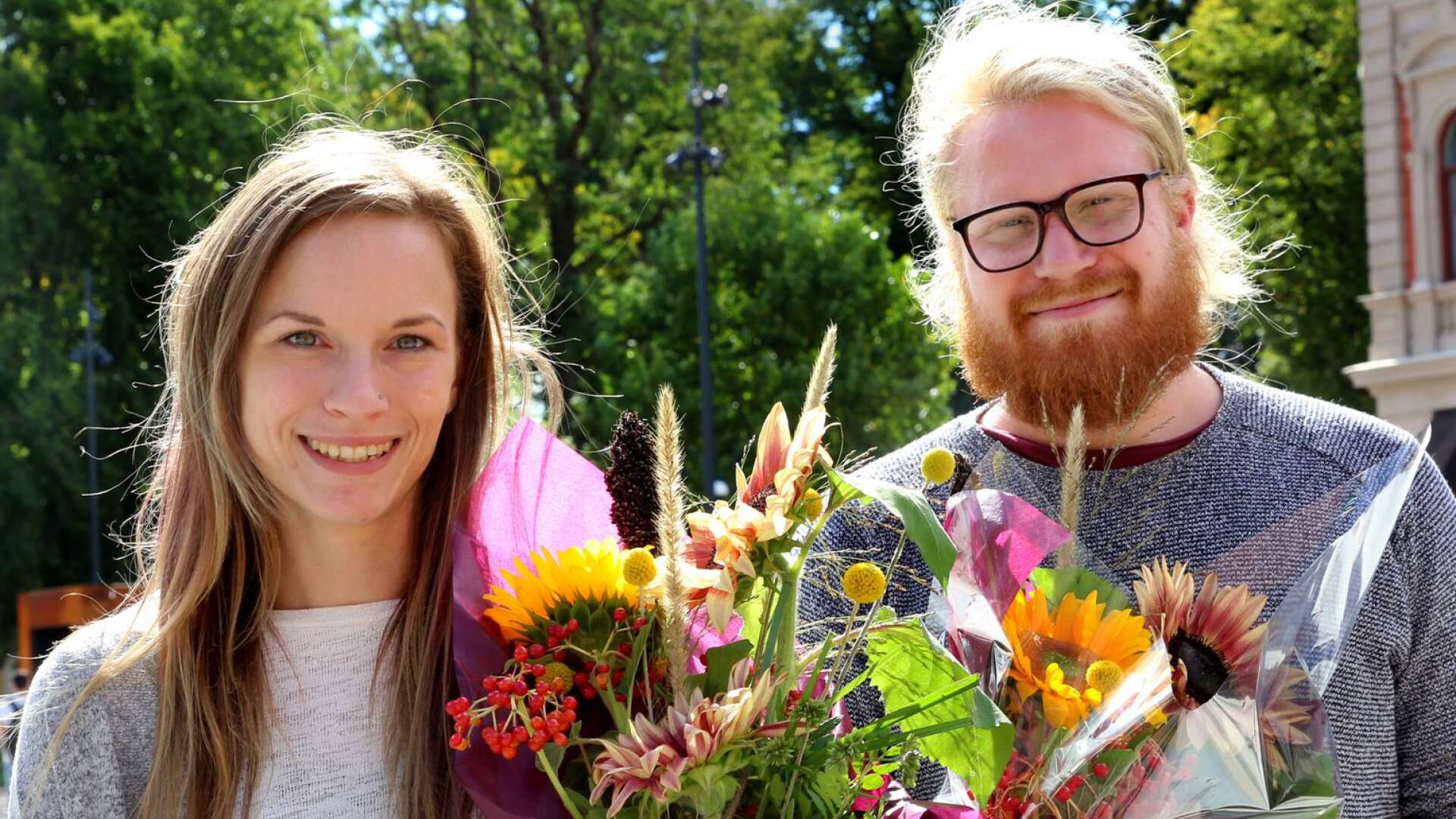 Cissi Hagberg och Hugo Andersson fick 10 000 kronor som årets kulturstipendiater.