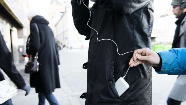 Nästan 200 mobiltelefoner stjäls i genomsnitt varje dag i Sverige. Arkivbild.