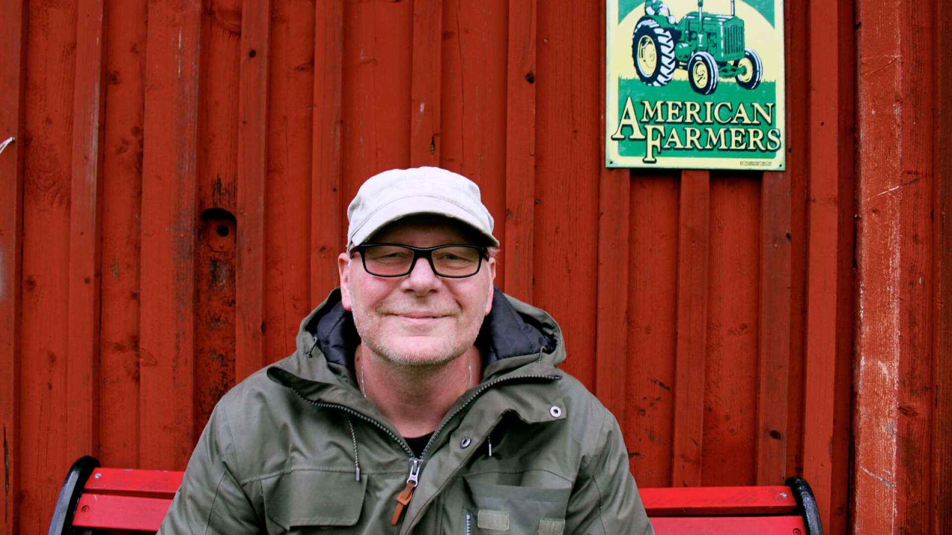 Värmländska artister, bland andra Göran Samuelsson, sluter upp för att hjälpa.