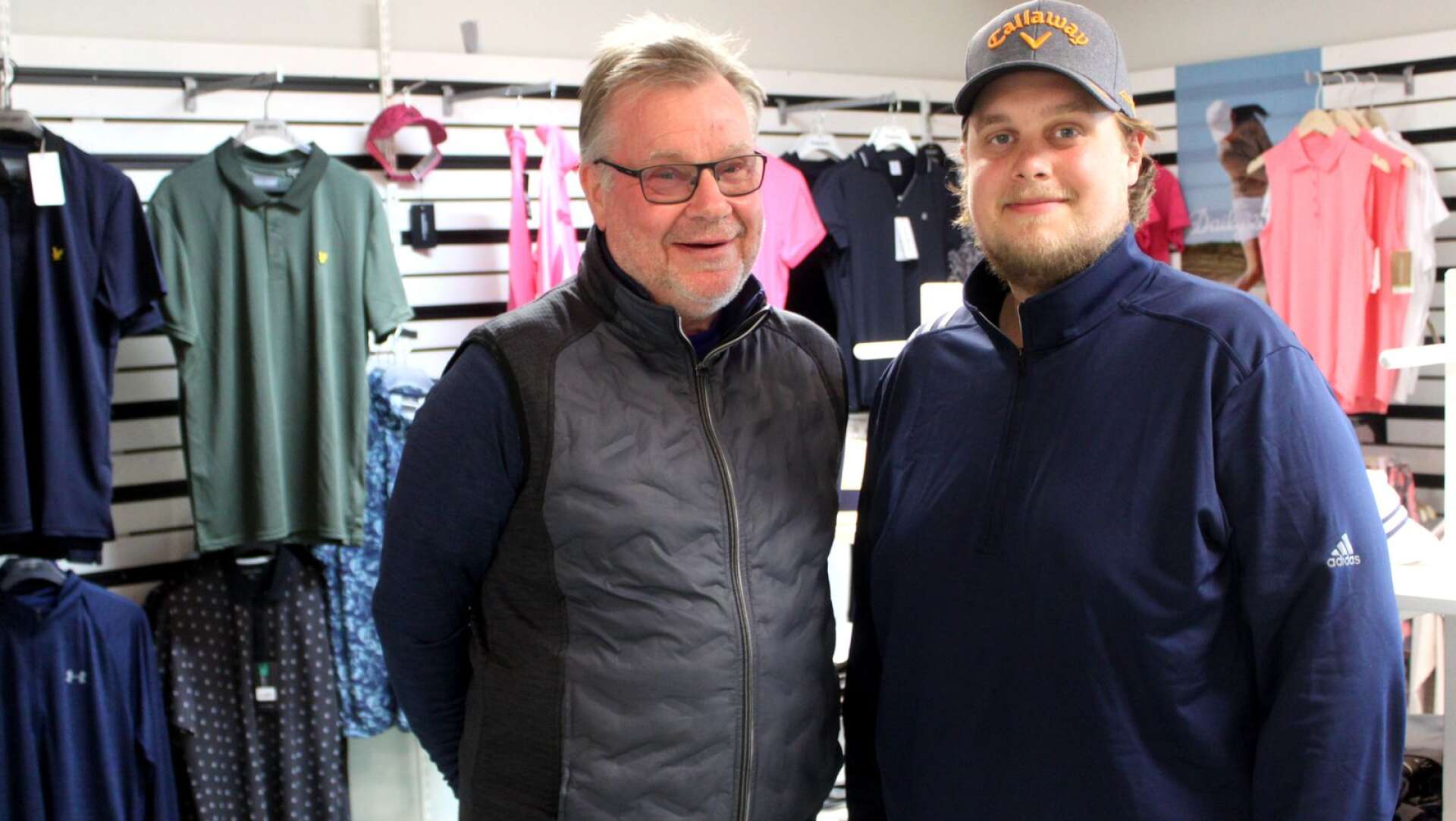Det är helt unikt att en liten golfrestaurang i Värmland blir så prisad, säger Tage Nordkvist, ordförande i Kils Golfklubb och tränaren, Anton Ericsson.