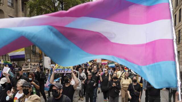 Transrättigheter är mänskliga rättigheter. I dag klubbas en lag som gör det lite lättare för transpersoner i Sverige. 