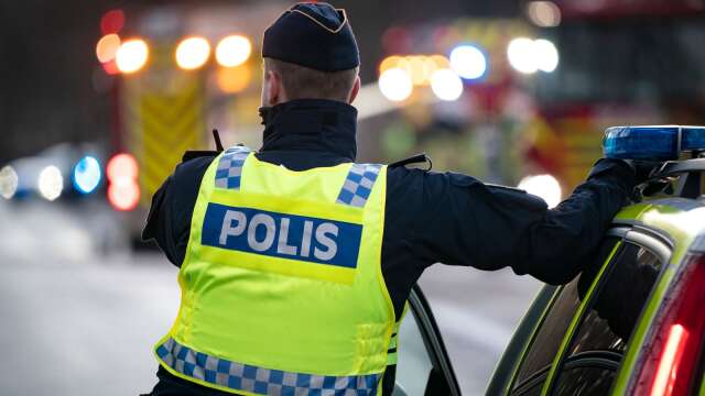 En man i 70-årsåldern stannades av polisen i Sunne under morgonen. Han misstänks nu för grov olovlig körning.
