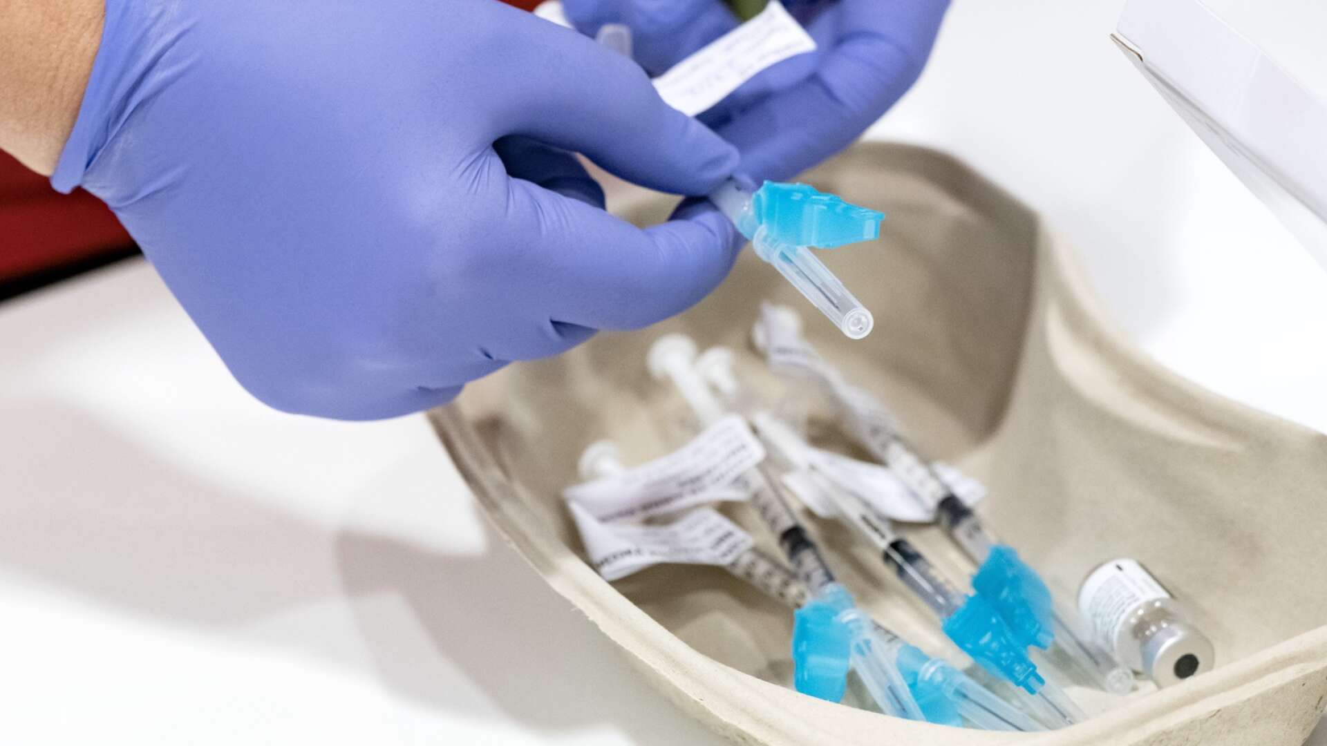 Pfizer-Biontech kommer att leverera mest vaccin till Sverige de kommande veckorna.