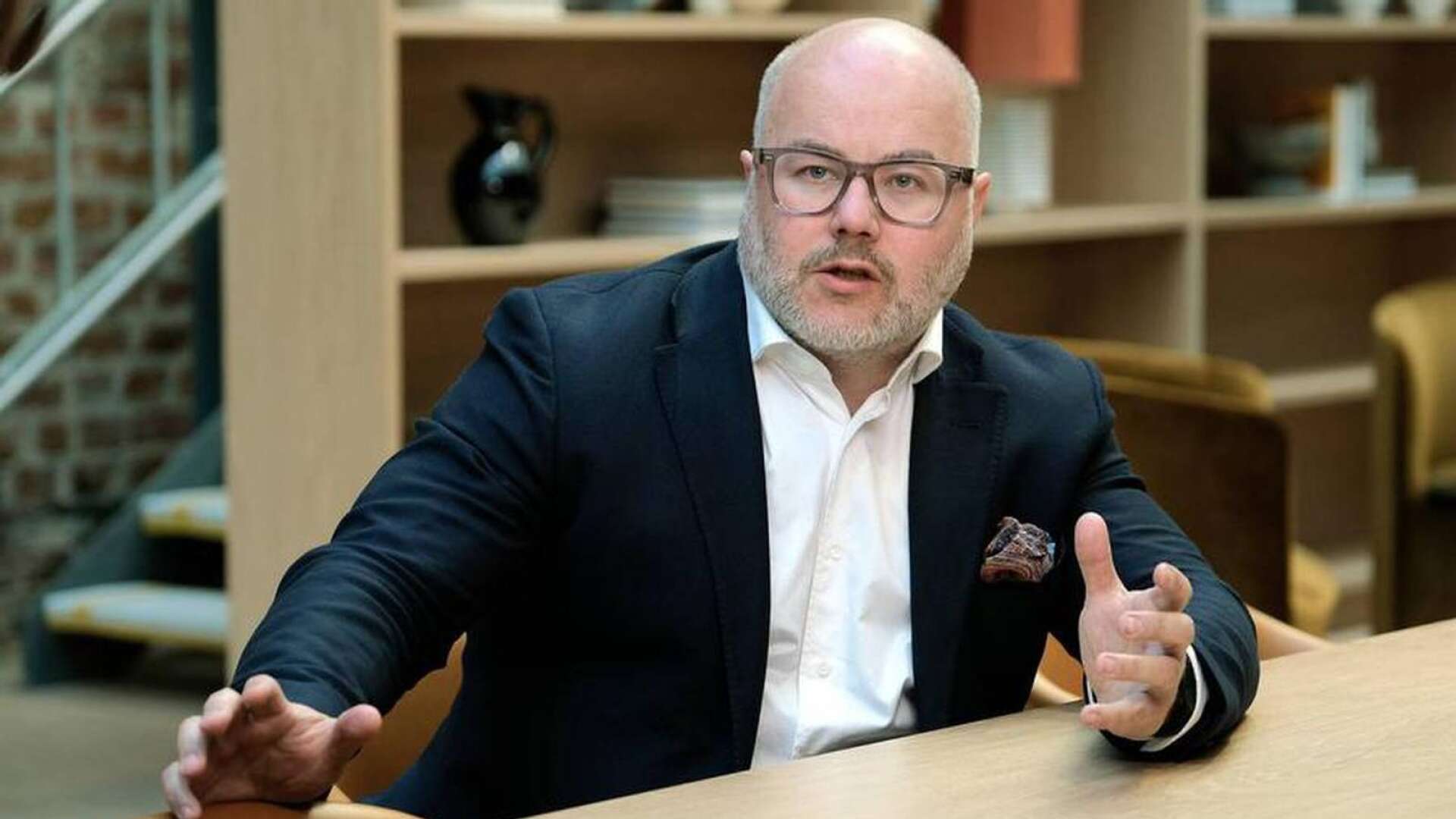 Sven-Olov Daunfeldt, chefsekonom på Svenskt Näringsliv, ser ingen vinning i kraftiga löneökningar, trots lågkonjunktur.