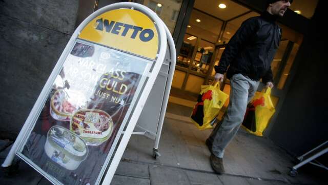 Konkurrensverket godkänner Coops köp av Netto i Sverige.