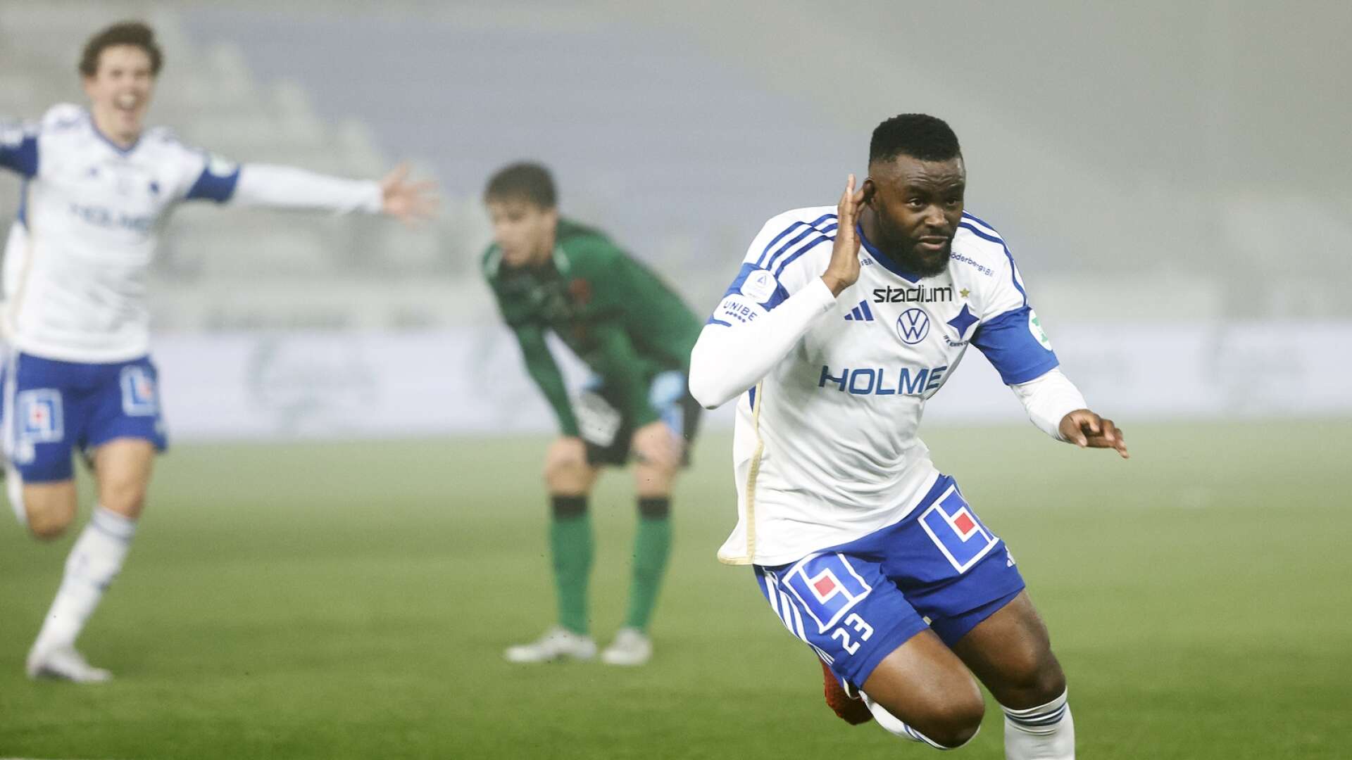 Maic Sema ska enligt källor till NWT vara ytterst nära ett kontrakt med Karlstad Fotboll.