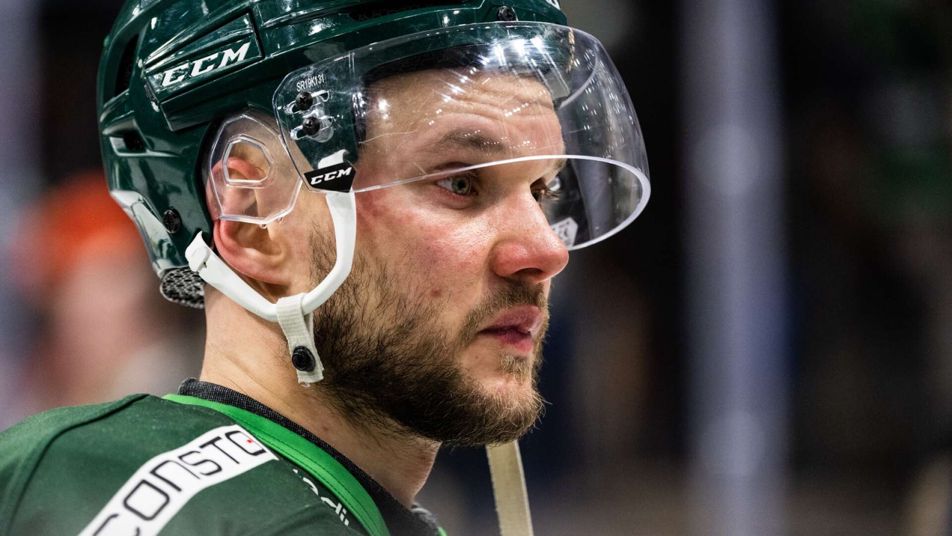 Theodor Lennström har skadat sig i schweiziska ligan och är borta ända till januari.