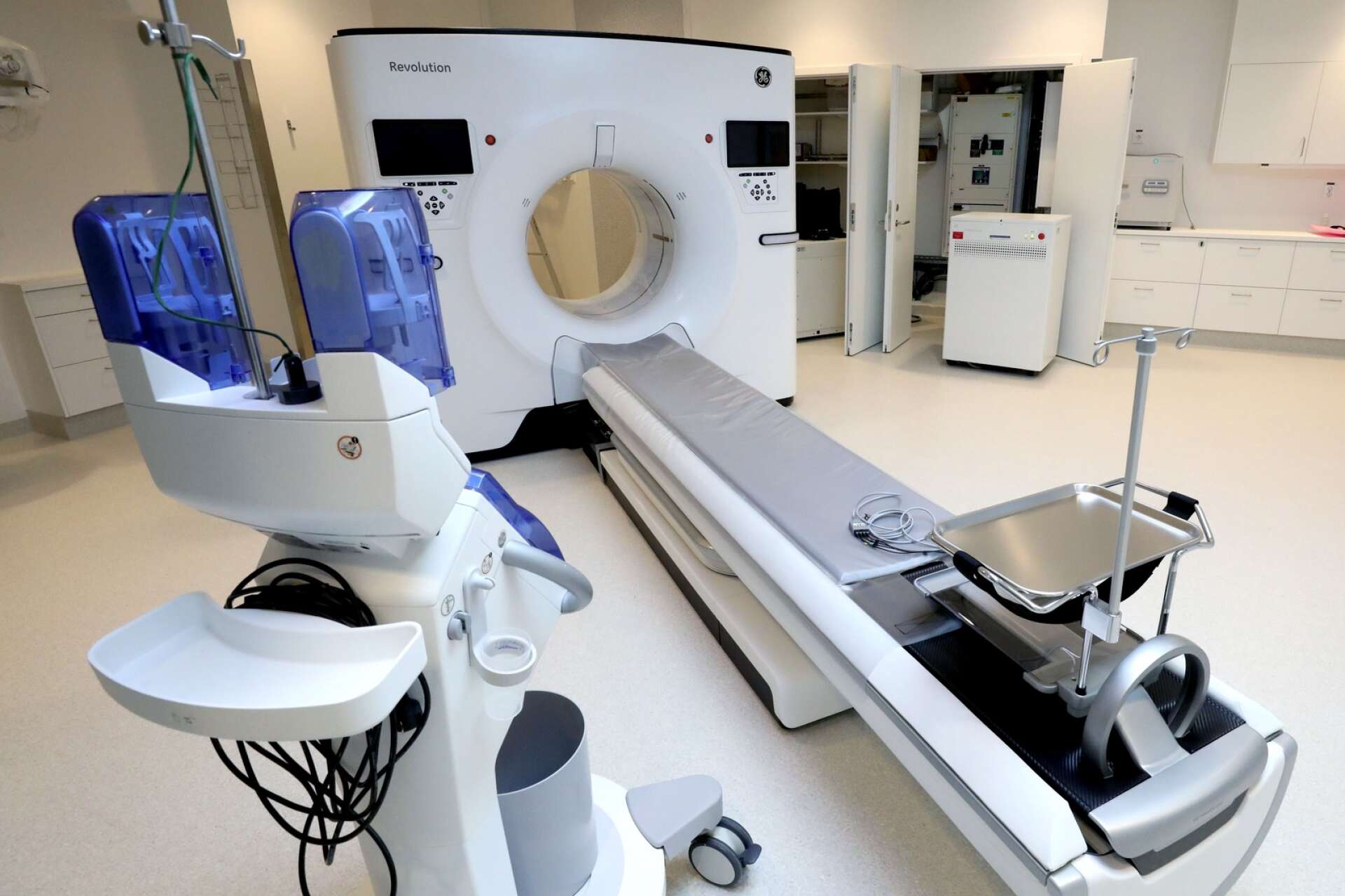 Ny avancerad röntgenutrustning i de nya operationssalarna.