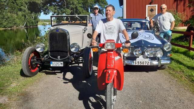 Åke Svenson tar täten i Filipstadsföreningen Östra Värmlands motorhistoriker som nu tävlar om ett arrangörspris, för sina klubbträffar, nationaldagsfirande och veteranbilsrally.