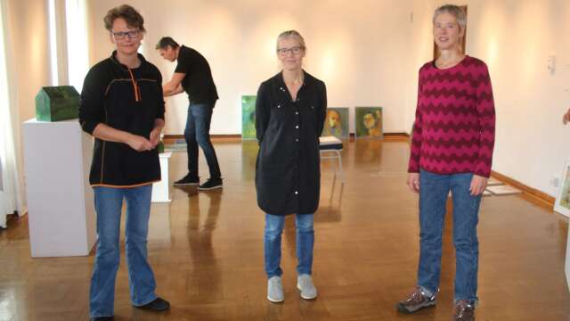 Annika Eriksdotter, Karin Lööf och Kerstin Wessberg är tre av de värmländska konstnärerna som ställer ut i Silvénska galleriet.