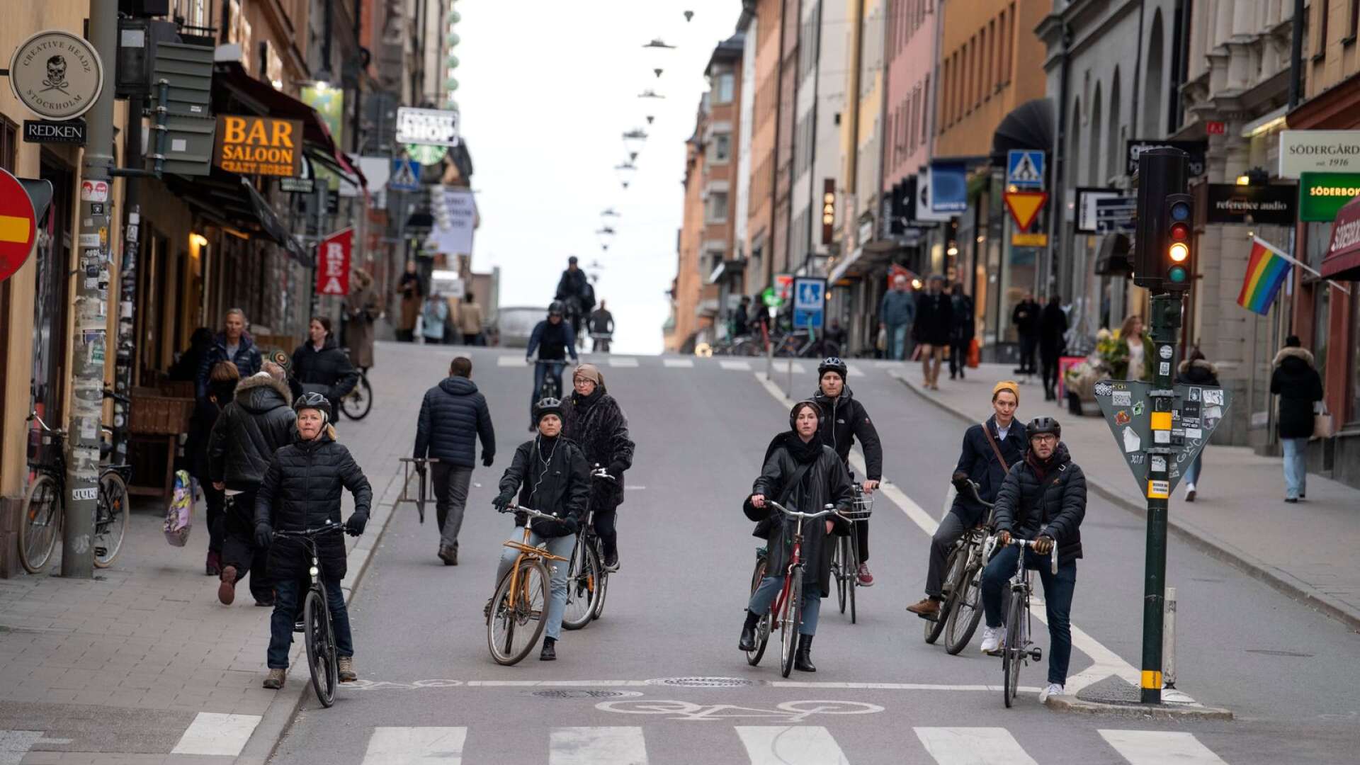 Genomgående försöker vissa politiker tvinga på medborgarna en särskild livsstil – en livsstil som dessutom tycks vara anpassad efter livet i storstaden, skriver Daniel Åkerman.