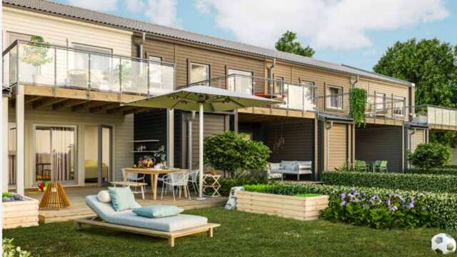 Det kommer finnas 16 radhus på det nya bostadsområdet på Norra Sörkastet. Husen byggs i trä och tillverkas i husfabriken i Bromölla i norra Skåne.