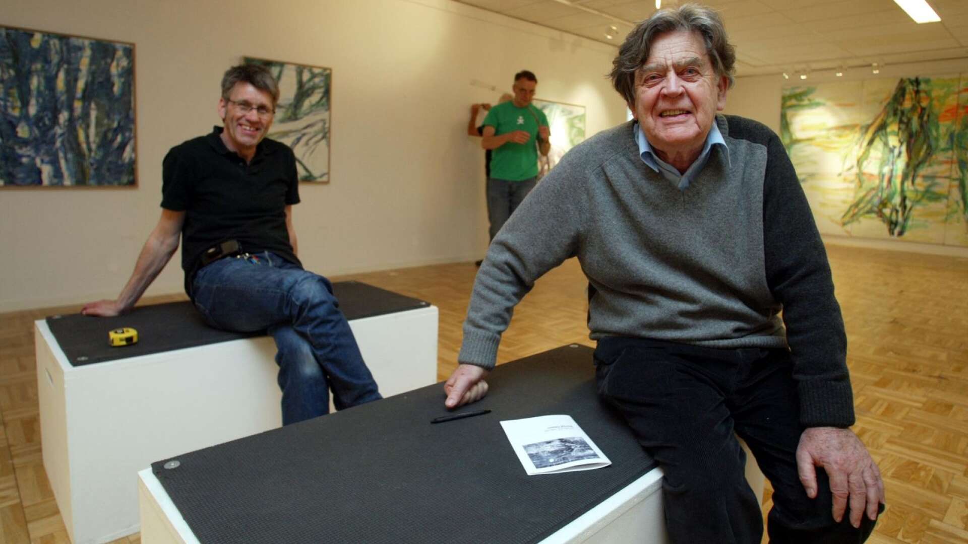 2007 ställde Bengt Olson ut på Kristinehamns konstmuseum i samband med dess tioårsjubileum. Johan Magnusson och Kjell Sundberg bistod vid hängning.