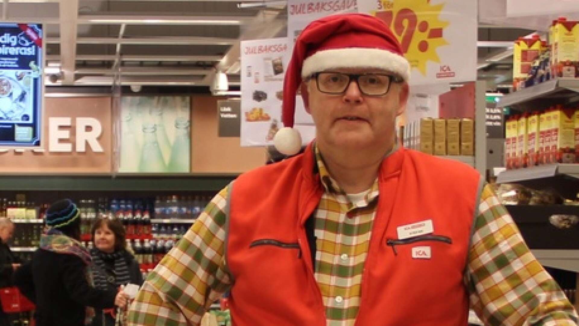 Stefan Källvik ser fram emot julbordet i butiken som blivit en tradition.