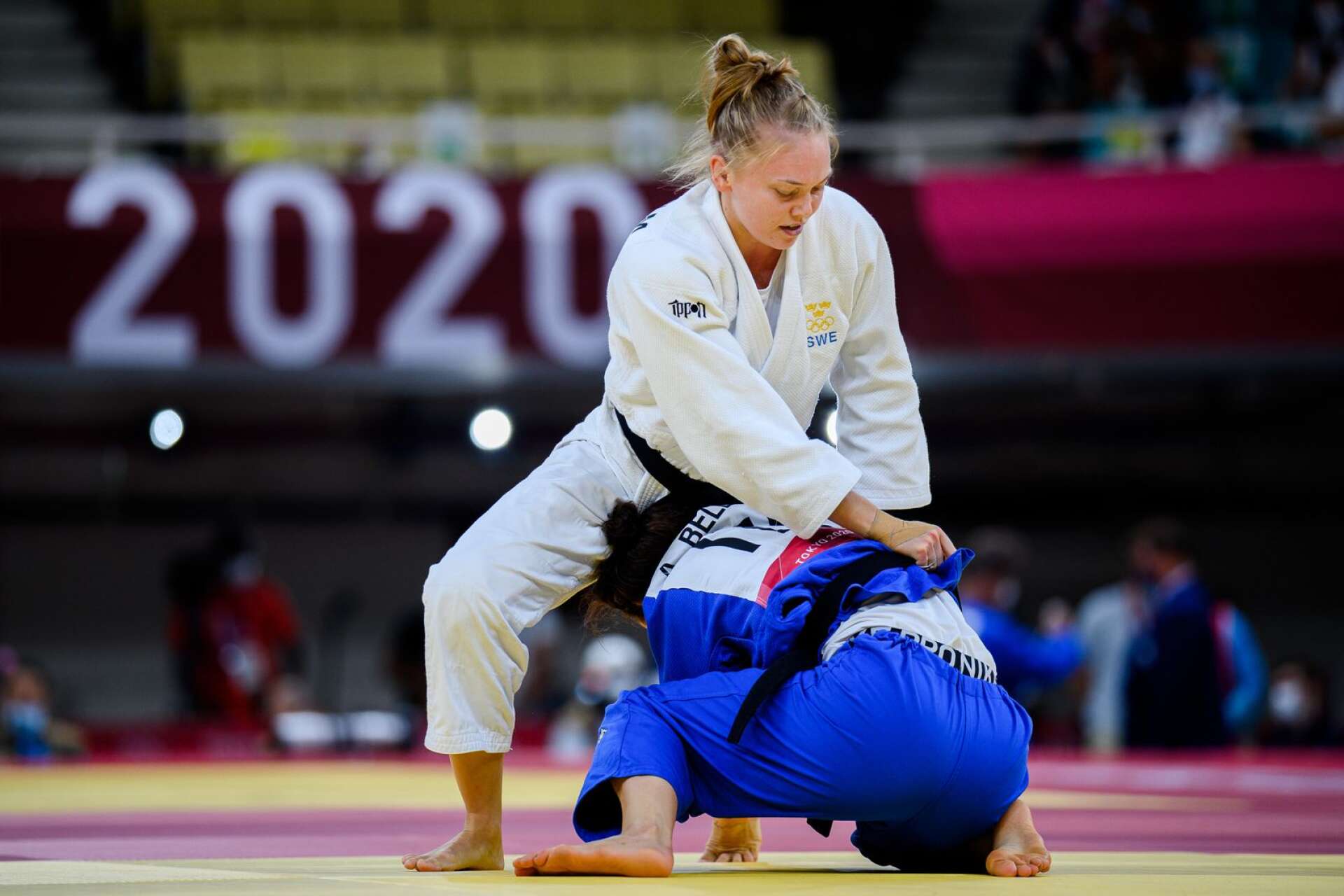 Anna Bernholm ger sig upp på mattan igen för första gången sedan OS-kvartsfinalen 2021. 