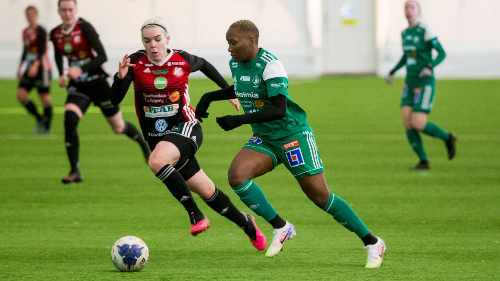 Mallbackens Ritah Kivumbi fixade matchvinnande 1–0 i träningsmatchen mot Lidköping. 