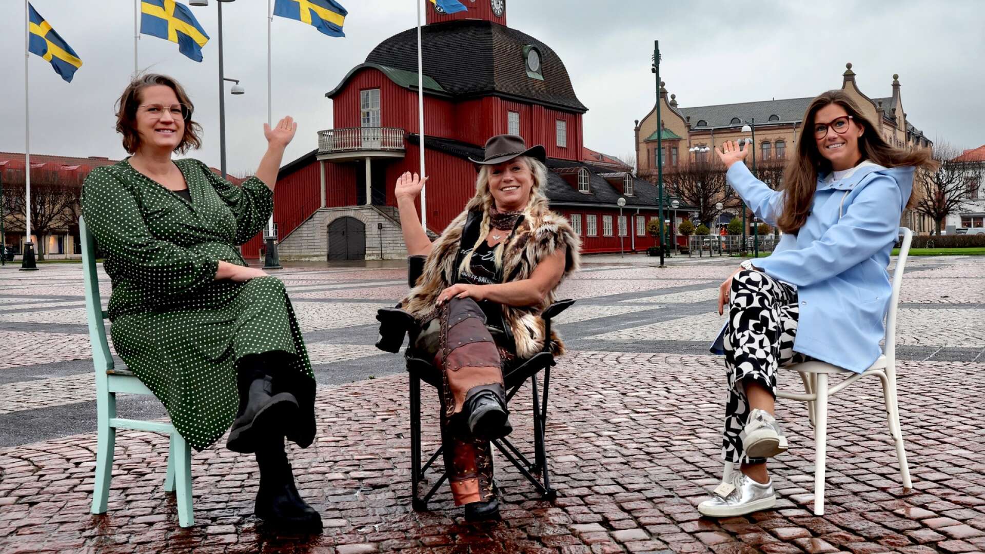 Karolina Andersson, Annette Andersson och Madeleine Holm ser fram emot de färdiga avsnitten med skräckblandad förtjusning.