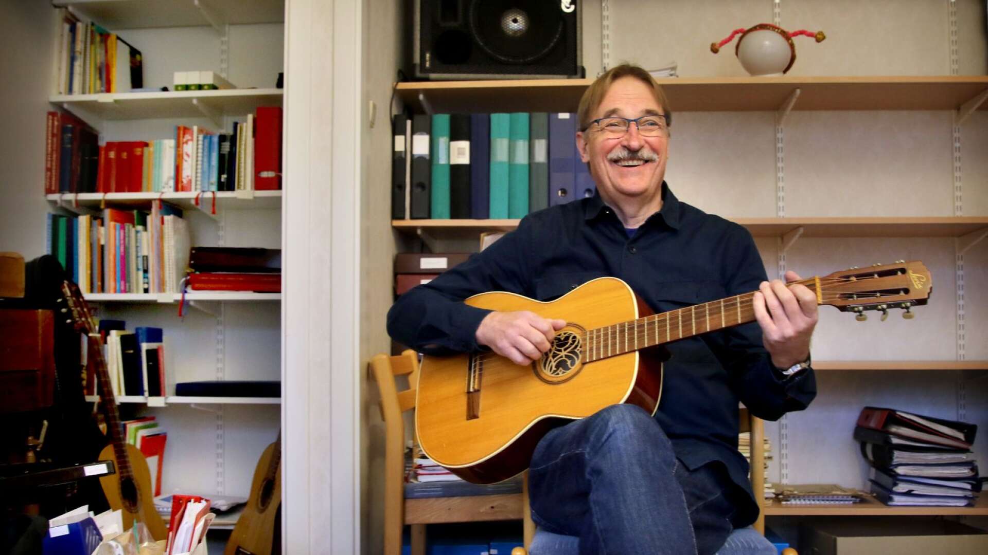 Efter 30 år som kyrkomusiker i Mariestads församling har det blivit dags för Jan Tammo att gå i pension, ett steg som innebär blandade känslor. 