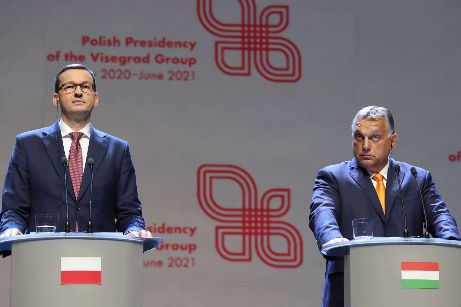 Premiärministrarna Mateusz Morawiecki och Viktor Orbán, för Polen respektive Ungern, hotar med veto.