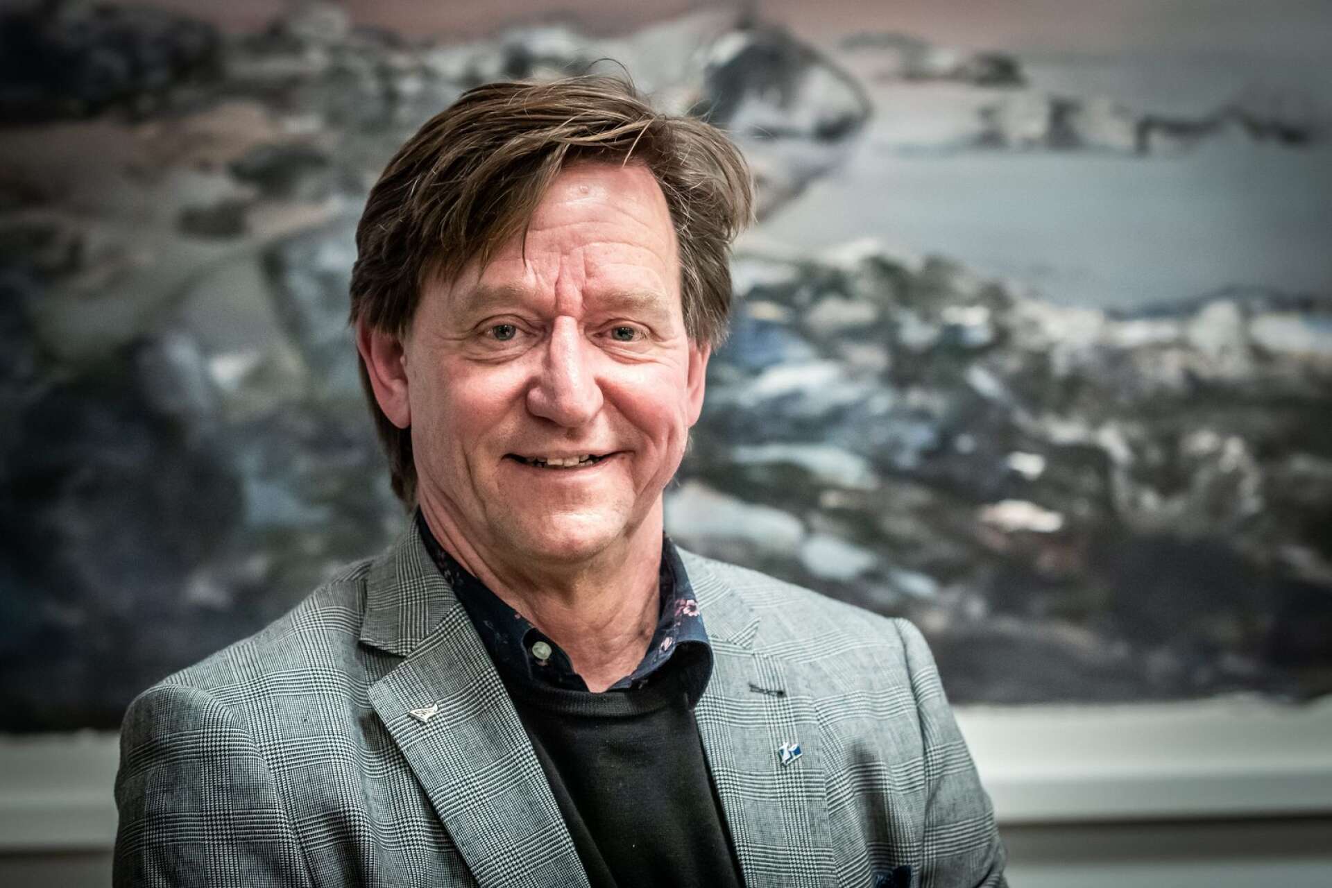 Kommunalrådet Bosse Henriksson (M) menar att tisdagens besked från C och MP inte är för Hammaröbornas bästa. 