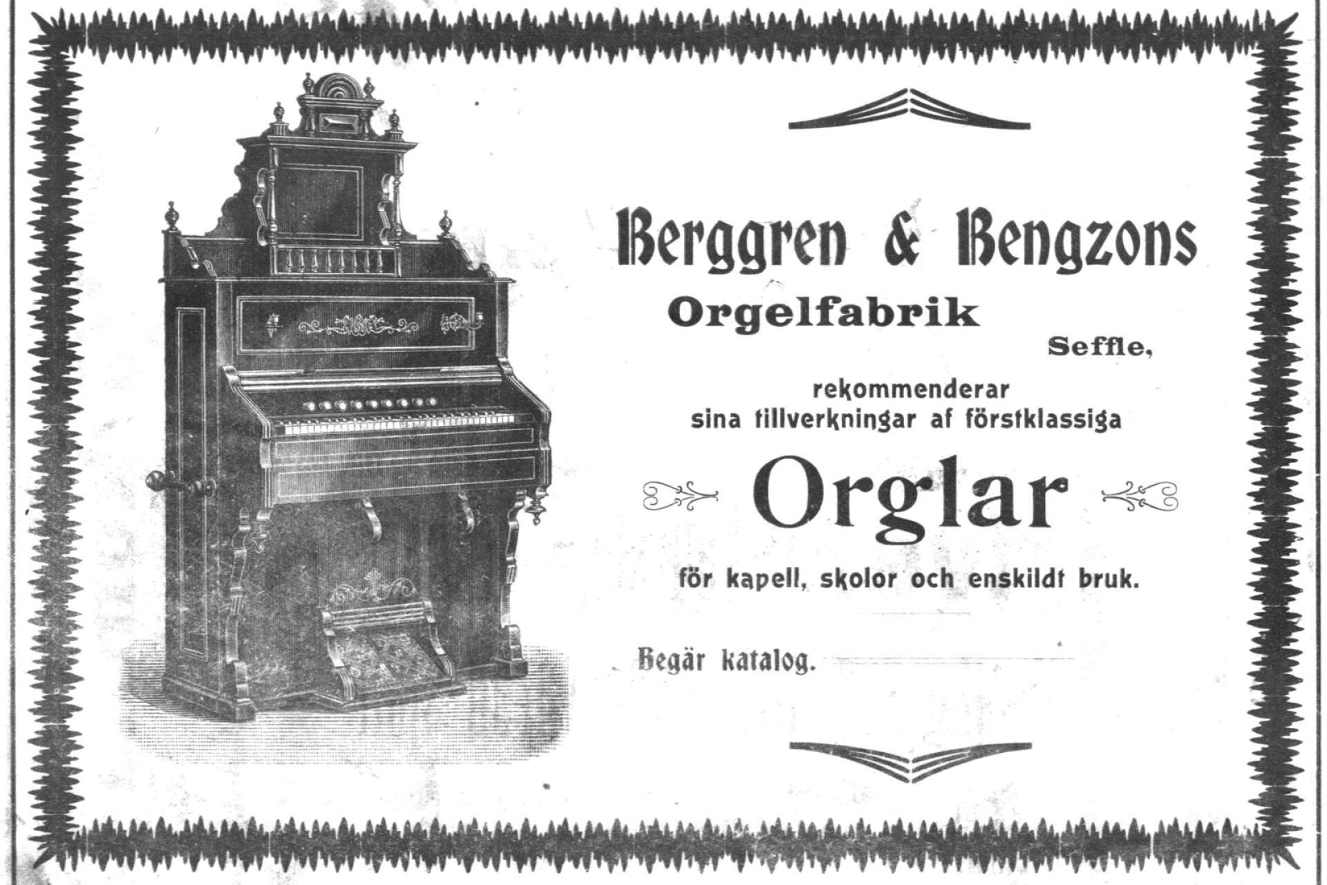 I början var orglarna riktiga konstverk, som detta exemplar från 1902.