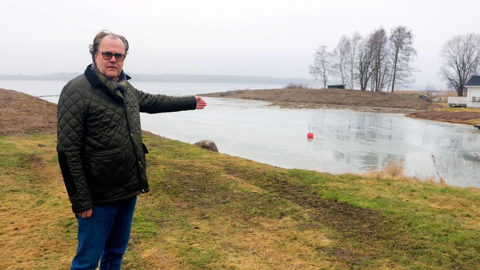 &quot;Där ute, alldeles vid bojen, låg ön som är bortgrävd&quot;, säger Per Nilsson.