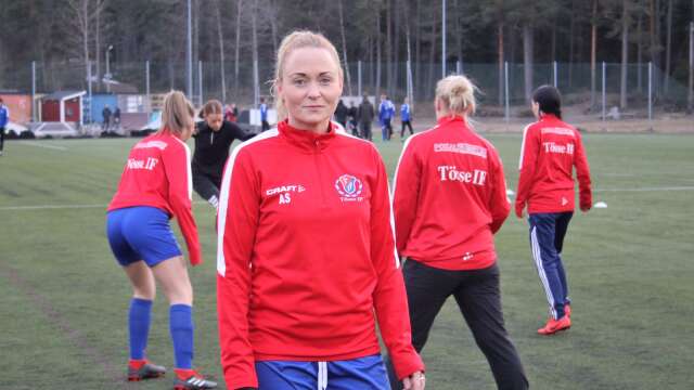 Anna Söderqvist och hennes lagkamrater i Tösse fick inte ihop fullt lag till söndagens bortamatch mot Eds FF lag 2. Matchen är flyttad till 28 september och Tösse slapp därmed att lämna walk over.