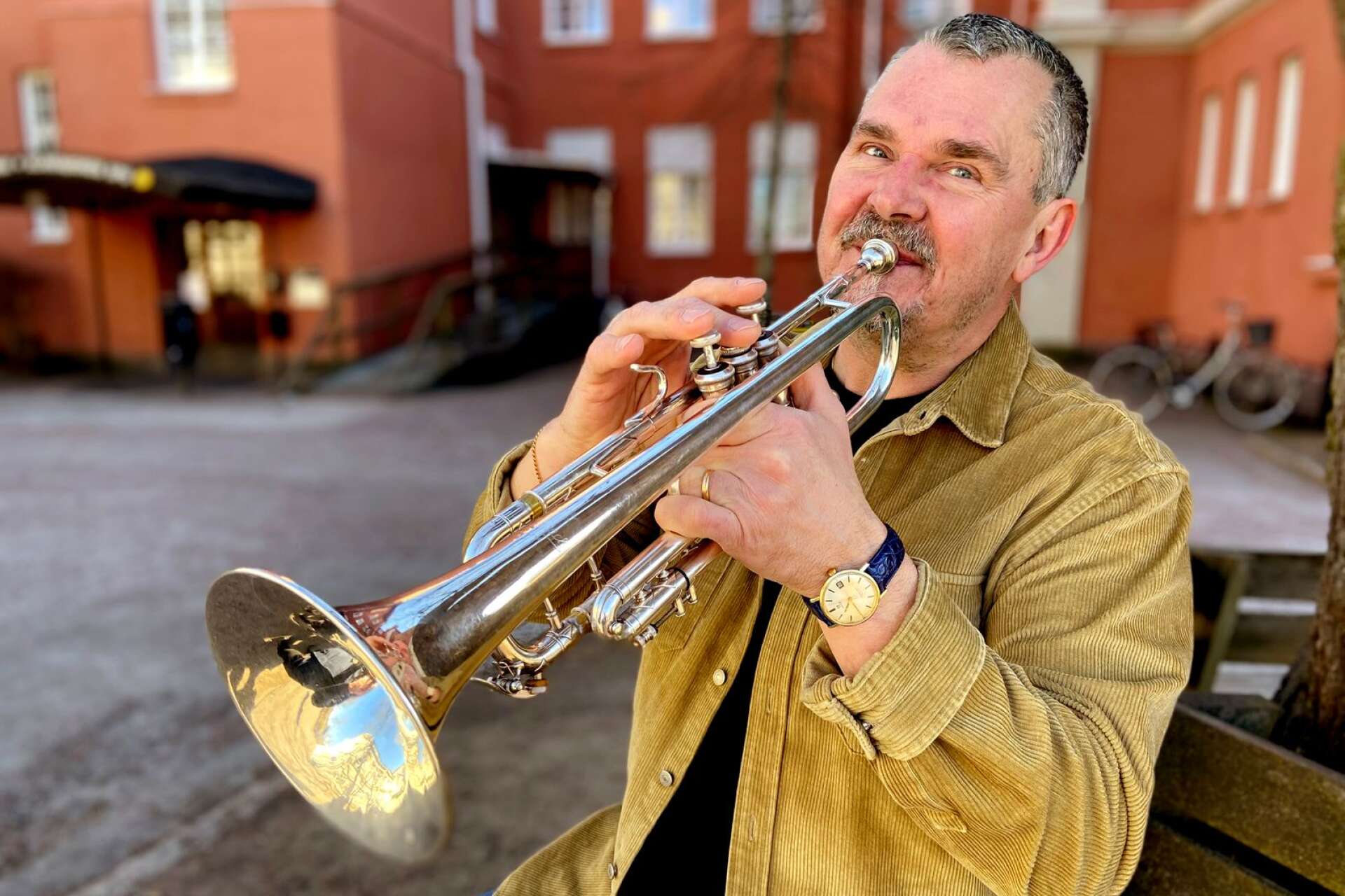 Rustan Christensson började spela trumpet som tioåring. &quot;Tack vare den har jag fått vara med om så otroligt mycket och lärt känna så många människor i olika sammanhang&quot;, säger han.
