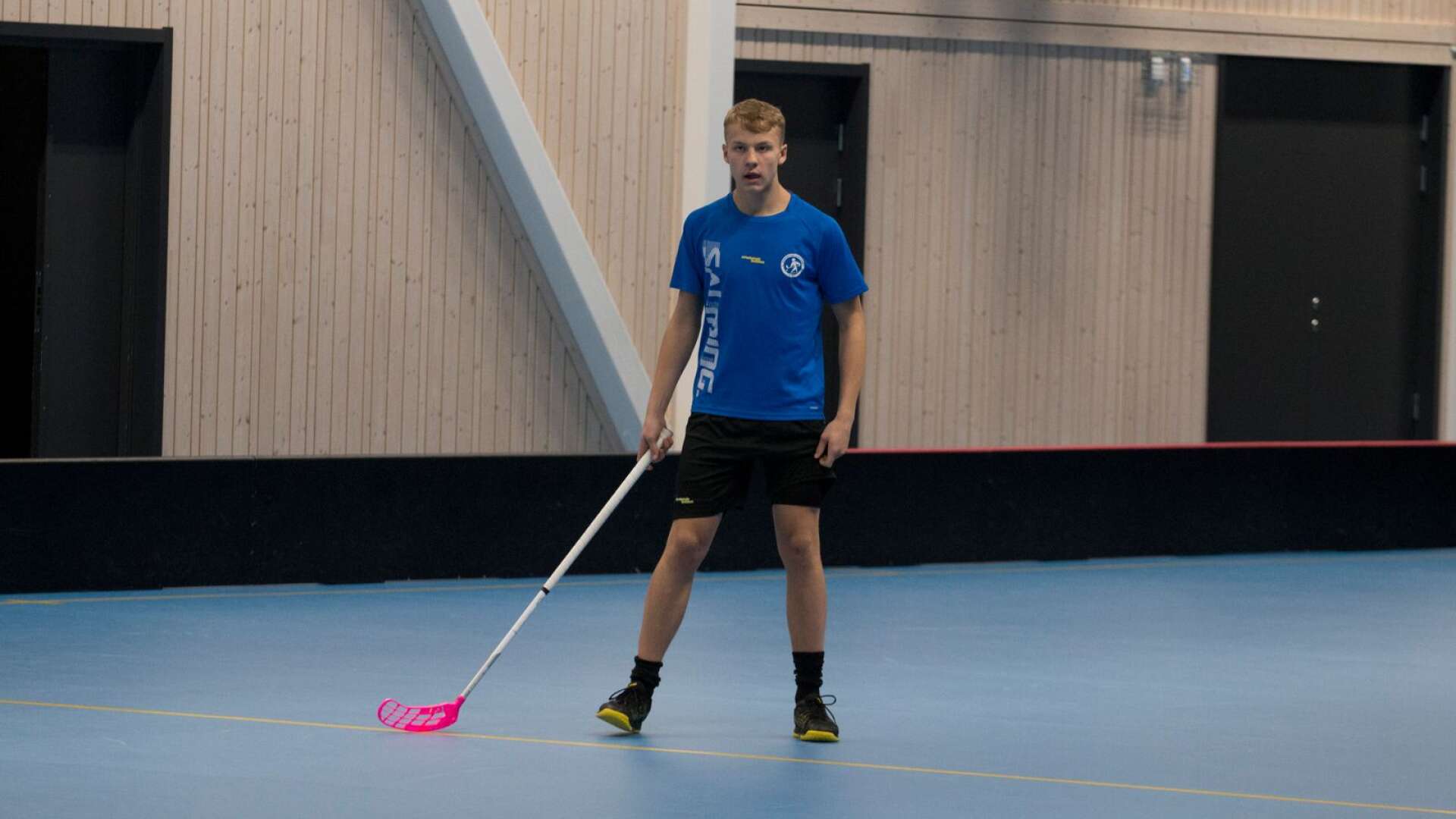 Hampus Helj, 16, kommer att ha en stor roll i KIB:s lagbygge den här säsongen: &quot;Det var längesedan jag såg en så ung kille med den talangen och potentialen&quot;, säger tränaren Emil Olsson-Höök.