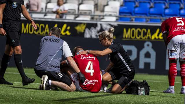 Johan Mårtensson träffades i huvudet av ett skott mot IFK Norrköping. Därefter stod vila på schemat för mittfältaren.