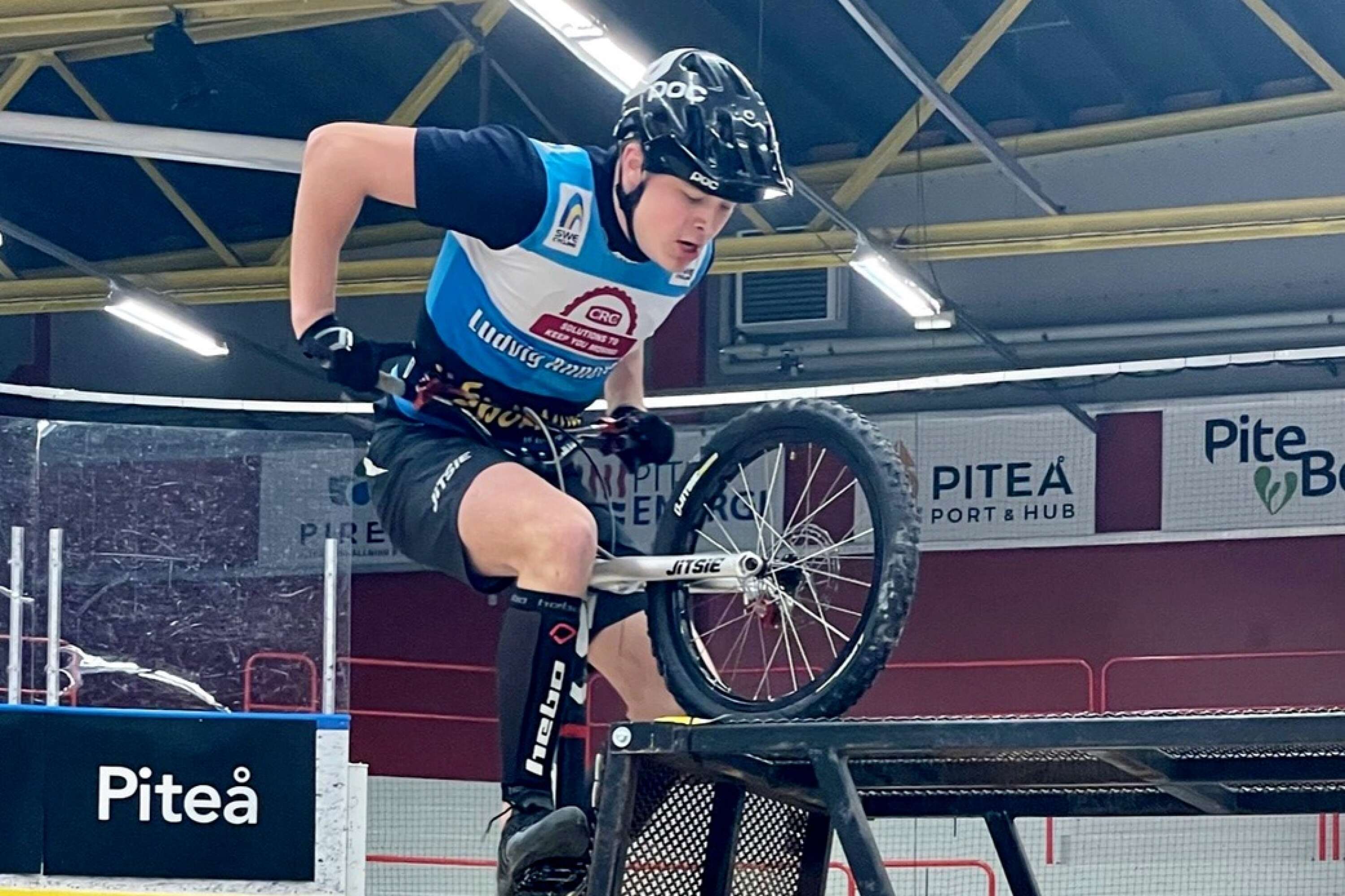 Landslagscyklisten Ludvig Andersson får en ny träningsarena för cykeltrial.