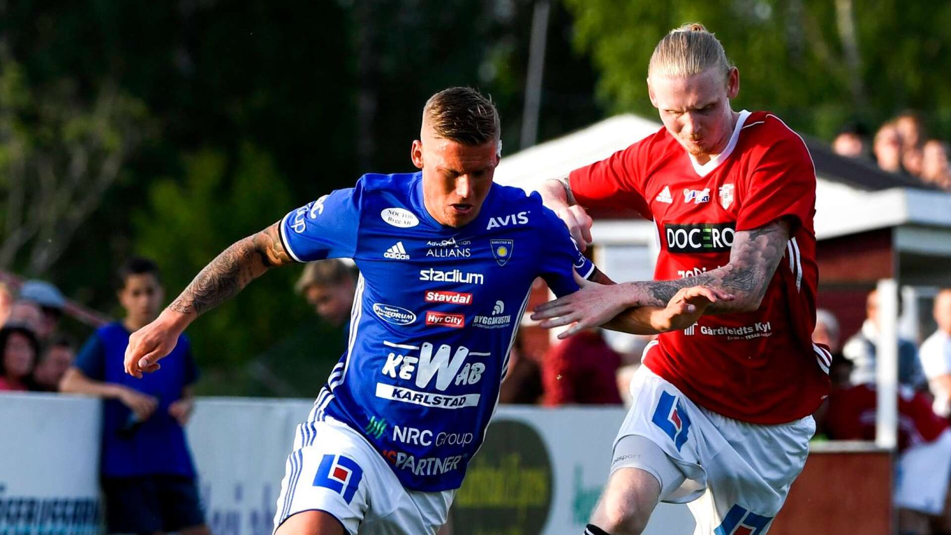 Victor Edvardsen gjorde ett av målen när Karlstad BK vann säsongens sista match borta mot Forward. Edvardsen slutade därmed tvåa i den interna skytteligan – ett bakom Liridon Selmani – med 15 fullträffar.
