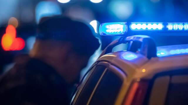 Polisen stoppade en man i Mellerud, som misstänks för grov olovlig körning.