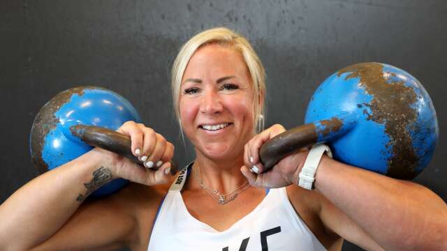 Fanny Wikerud tävlar för Sverige när VM i funktionell fitness avgörs i Kanada.