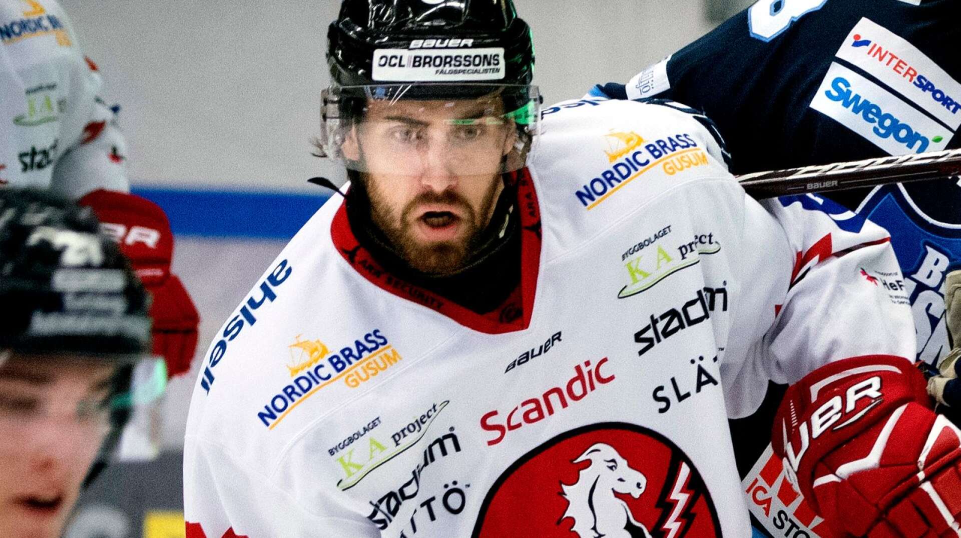 Rikard Olsén bytte Vita Hästen mot Kristianstad inför den här i säsongen och i tisdags blev han stor matchhjälte för de sistnämnda i den sista avgörande kvalmatchen för att hänga kvar i Hockeyallsvenskan.