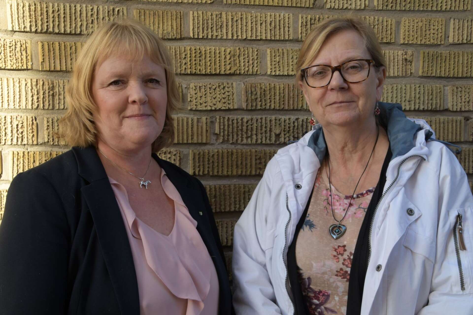 Oppositionsrådet Karin Arvidsson (S) och partikollegan Anne-Charlotte Karlsson är besvikna över kommunstyrelsens beslut.
