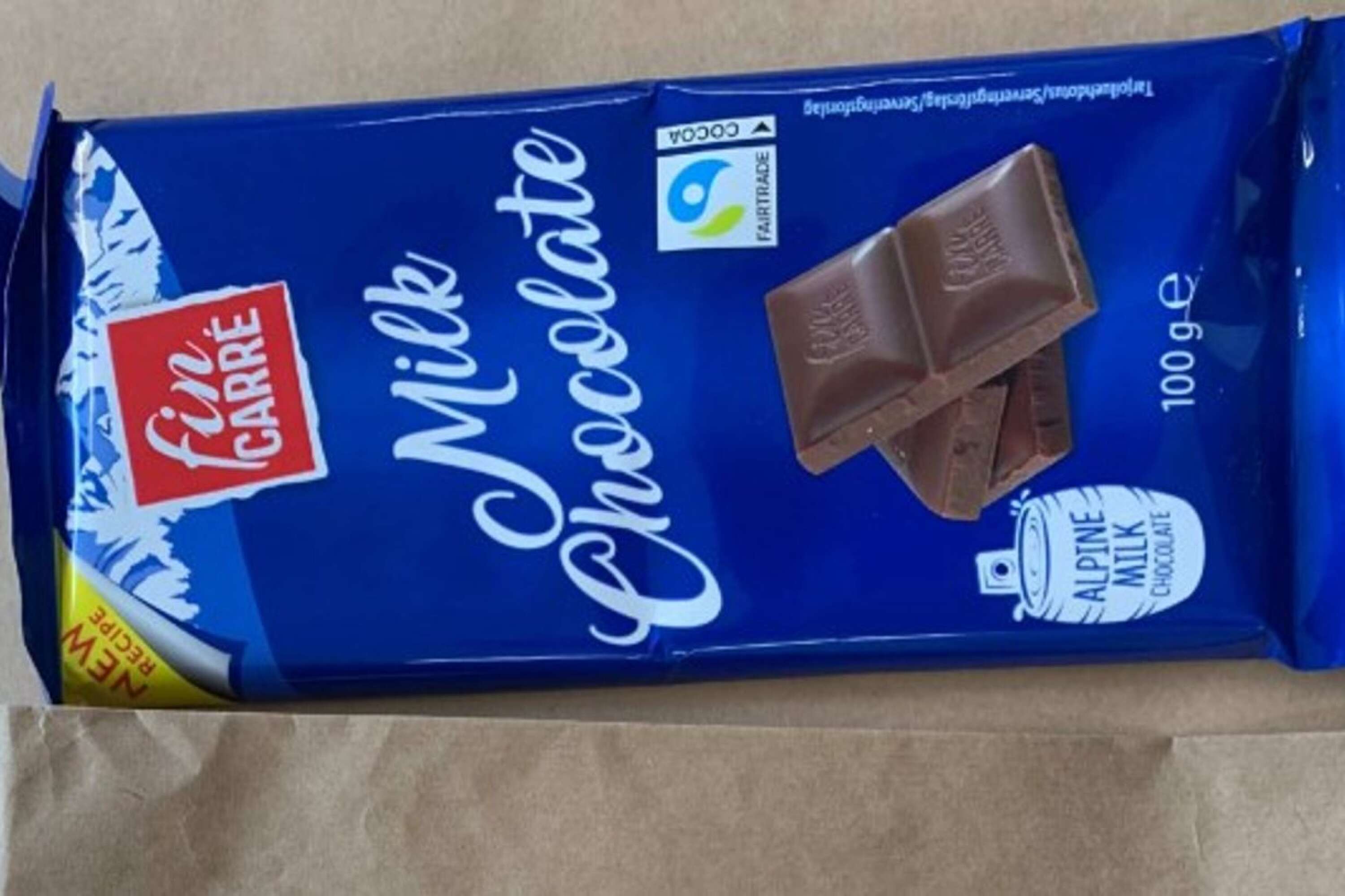 Chokladkakan som mannen påstås ha försökt locka barnen med.