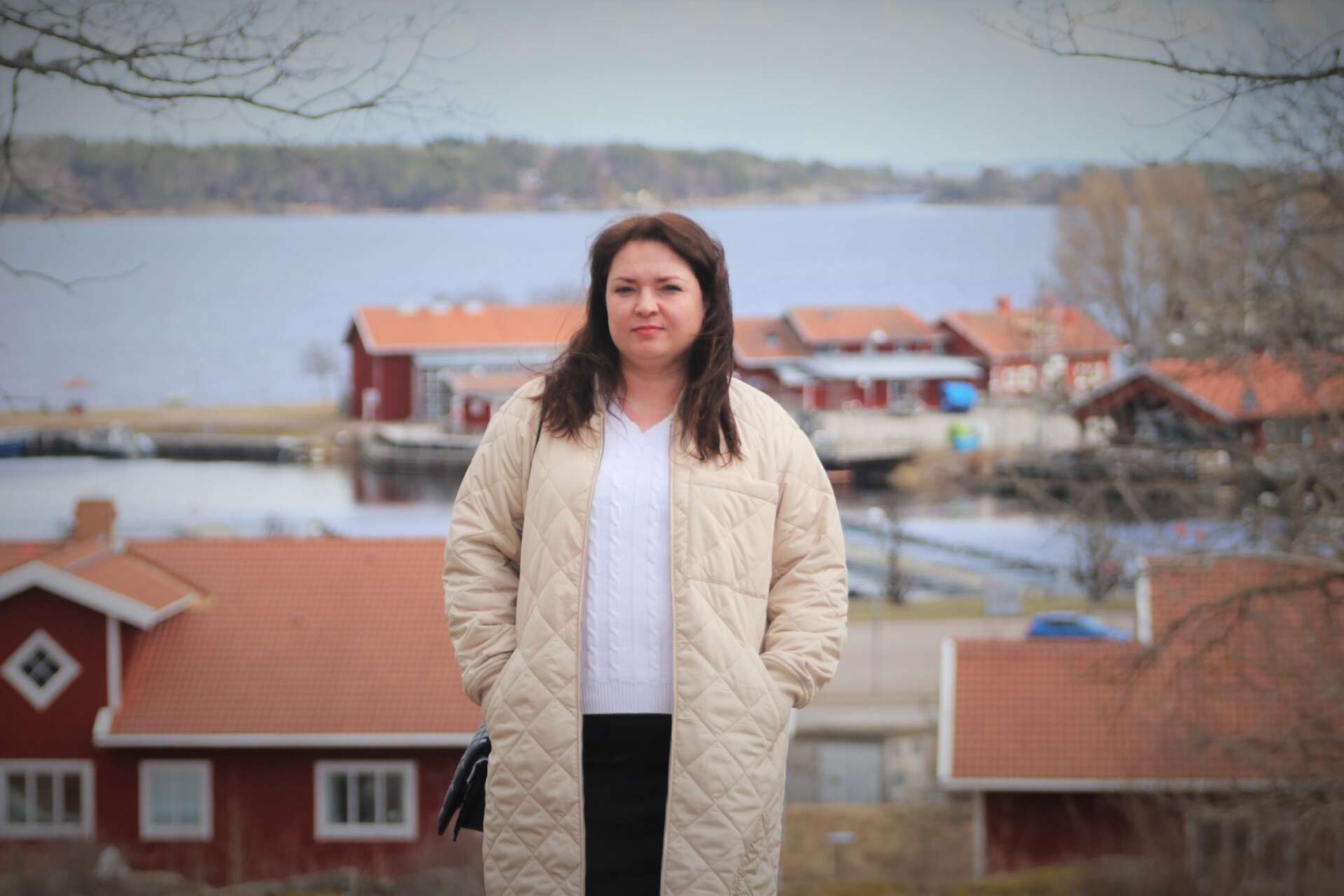 Vitaliya Zakreva var en av de första ukrainska flyktingarna som anlände till Åmål. Nu hjälper hon andra flyende landsmän.