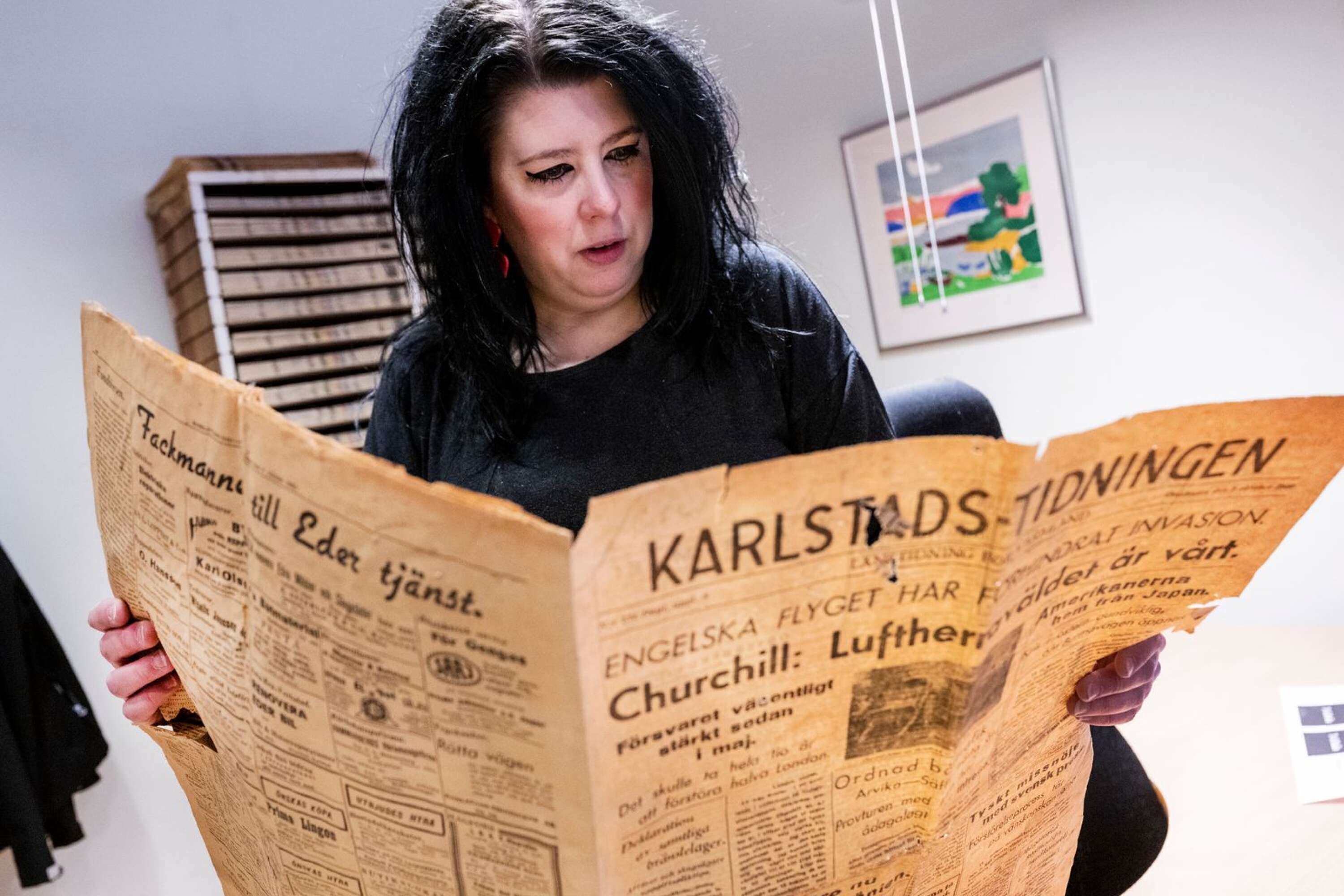 Första Karlstads-Tidningen kom ut 15 november 1879. Den chefredaktören håller i är från 1939 då andra världskriget pågick för fullt. 