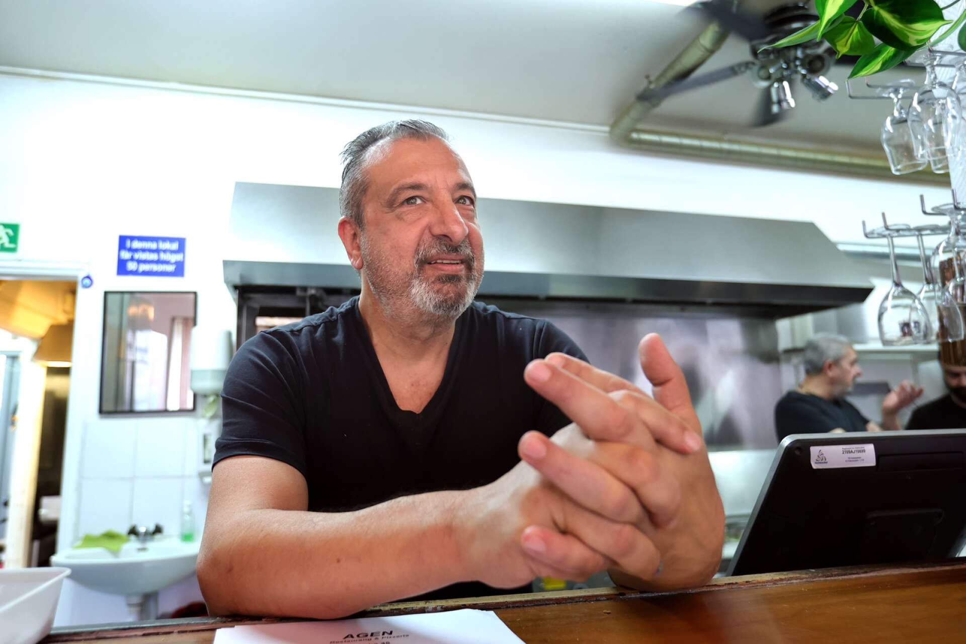 Bassam Daou, delägare på Agen pizzeria.