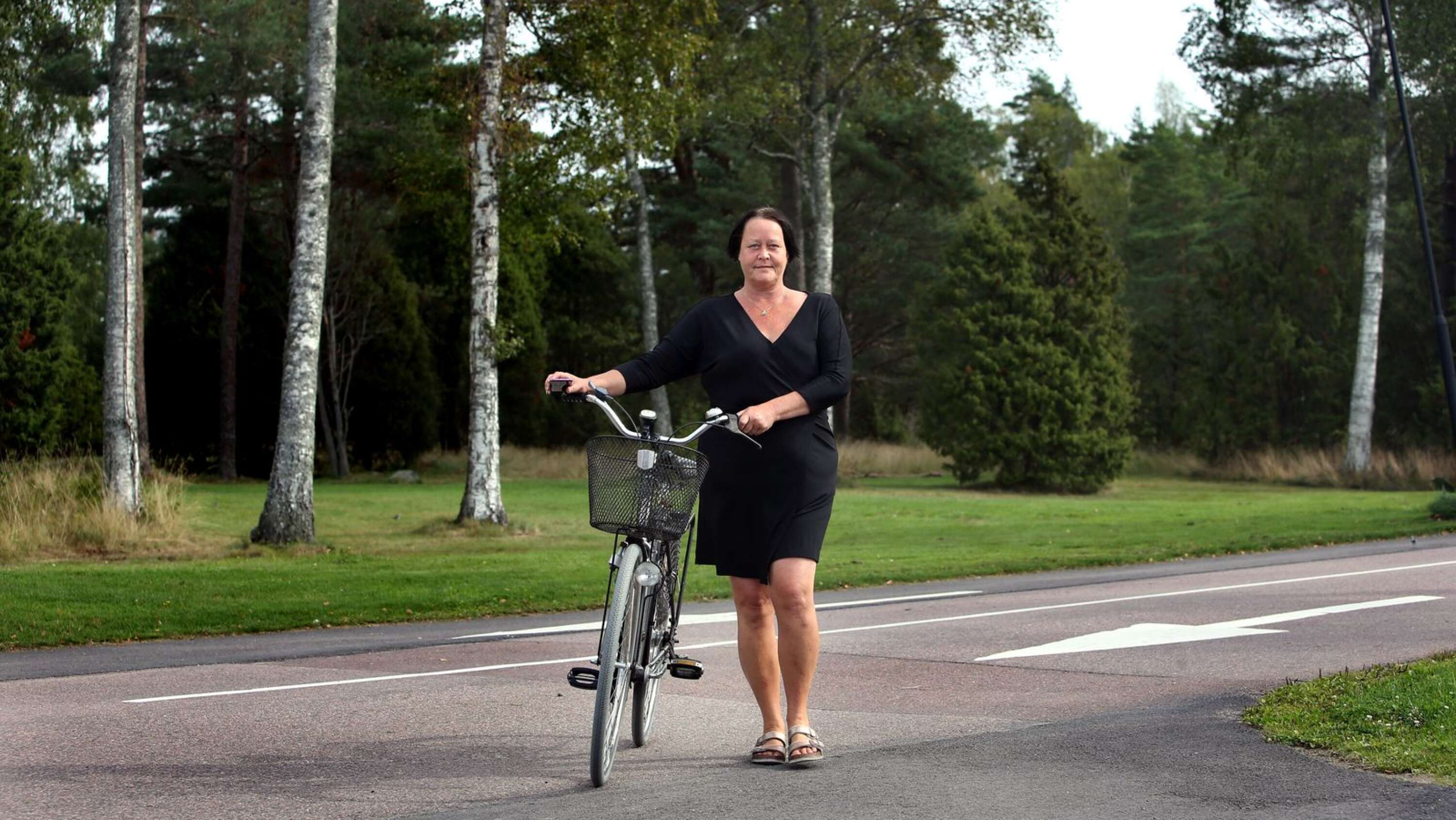 Nannethe Nabben jobbar heltid med att köra stadsbuss i Karlstad. Nästan all ledig tid lägger hon på volontärarbete för att hjälpa ensamkommande flyktingbarn.