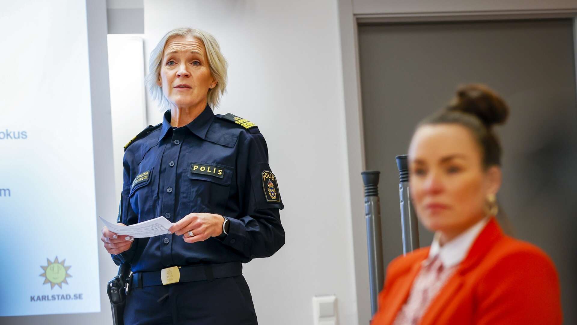 Ulrika Sundström, lokalpolisområdeschef Karlstad och Linda Larsson (S), kommunstyrelsens ordförande, som var med och presenterade resultaten från årets trygghetsundersökning.
